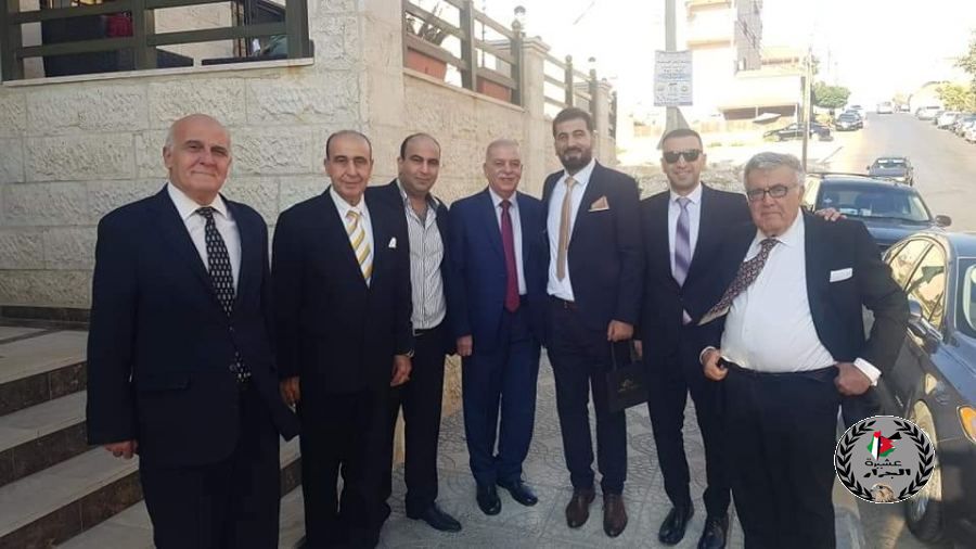 نهنئ ابن العم المهندس طارق فوزي عبداللطيف جرار بمناسبة الخطوبة 